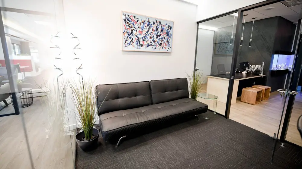 2727 Coworking Montreal office space photo 103 - modern workspace, private offices, and amenities in Griffintown