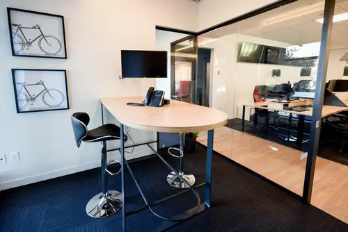 Private closed office for one person - fully furnished individual workspace with door
